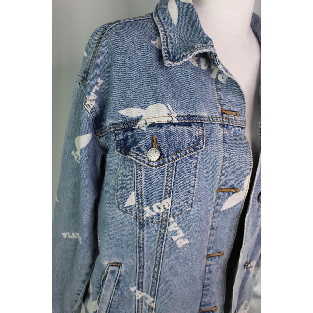 Playboy x Pacsun All Over Bunny Logo Denim Trucker Jacket Light Wash XS/S - Picture 3 of 5